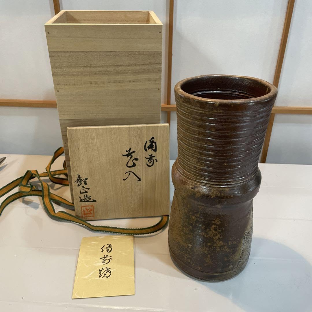 備前焼 陶向 山根彰正 花瓶 人間国宝弟子 Amazon.co.jp: 備前焼 陶向 山根彰正 花瓶 人間国宝弟子 : ホビー